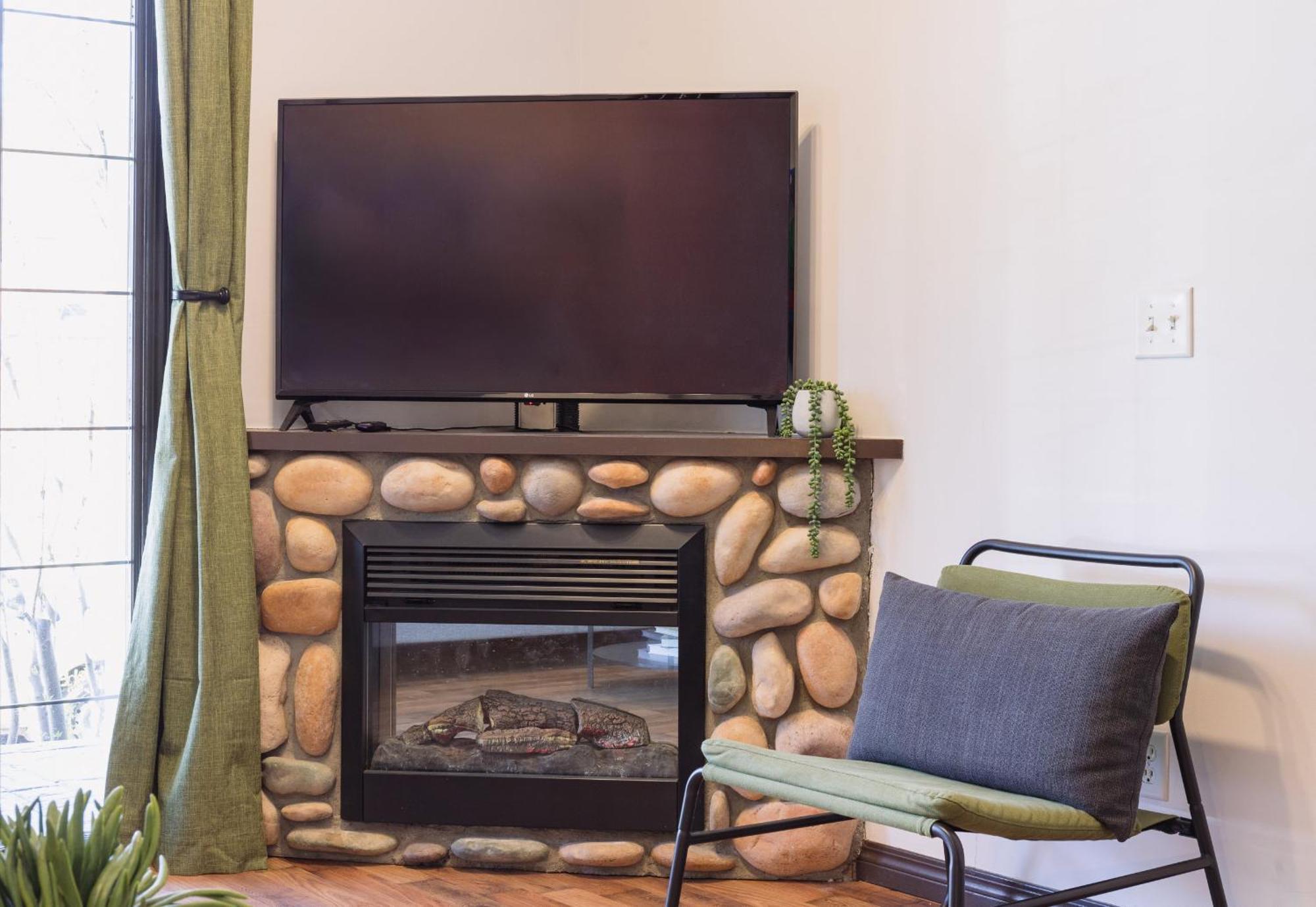 Apartamento Grassihaus Mountain Getaway Canmore Exterior foto